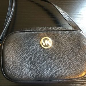 MICHAEL KORS FULTON CROSS BODY BAG